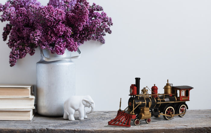 Antique Style Metal Train Black and Red Hand Made Classic Artwork Decorative