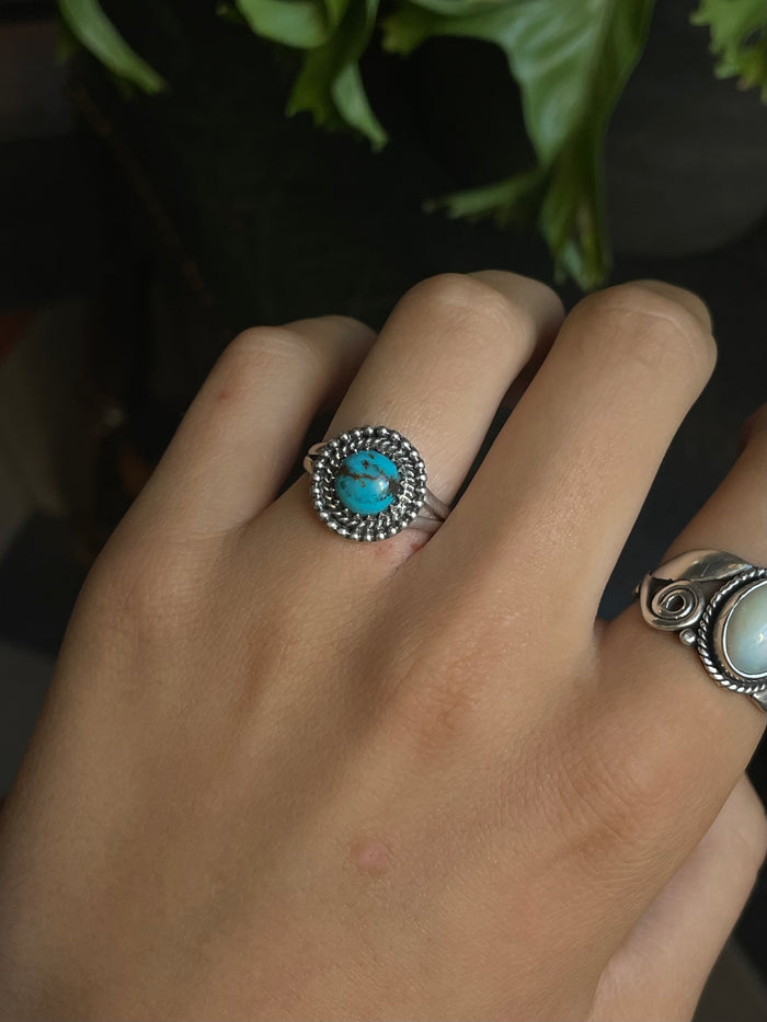 Kingman Turquoise Ring | Sterling Silver | Size 8 G380