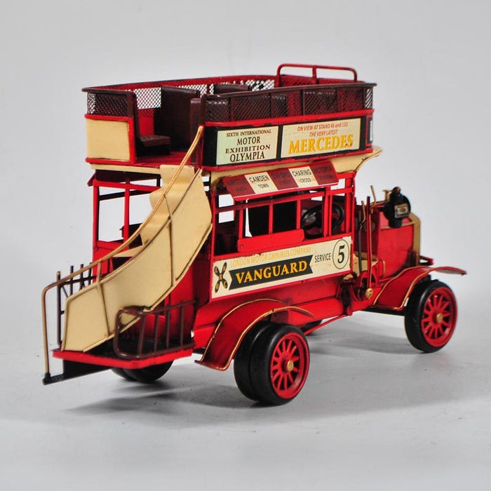 Mercedes Benz Lo 1112 Bus in Red 1:18 scale by Tinplate Collectibles Hot Cast