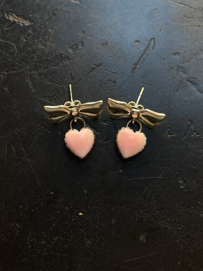 Pink Conch Heart Bow Stud Earrings | 925 Sterling Silver G671